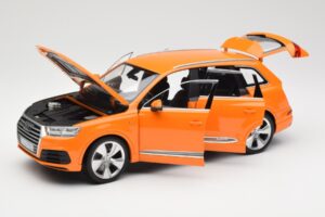 Audi Q7 4M Oranžna Metallic Minichamps 1:18 110014004 Kovina – slika 2 od 8