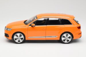 Audi Q7 4M Oranžna Metallic Minichamps 1:18 110014004 Kovina – slika 4 od 8