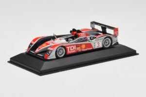 Audi R10 TDI LMP1 #3 L. Luhr / A. Premat / M. Rockenfeller 24 Hours of Le Mans 2008 Minichamps 1:43 400089903 Kovina – slika 2 od 4