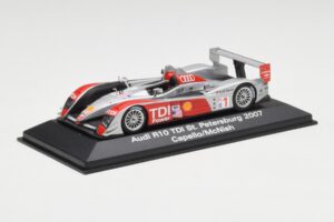 Audi R10 TDI #1 R. Capello / A. McNish / T. Kristensen 24 Hours of Le Mans 2007 Minichamps 1:43 5020700243 Kovina – slika 2 od 4
