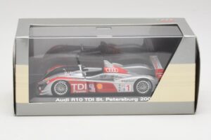 Audi R10 TDI #1 R. Capello / A. McNish / T. Kristensen 24 Hours of Le Mans 2007 Minichamps 1:43 5020700243 Kovina – slika 4 od 4