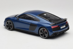 Audi R8 Ascari Blue Jada 1:18 5011918451 Kovina – slika 5 od 6
