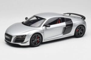Audi R8 GT Type 42 Ice Srebrna Metallic Kyosho 1:18 09218IS Kovina