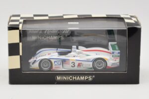 Audi R8 LMP1 #3 J. Lehto / M. Werner / T. Kristensen 24 Hours of Le Mans Winner 2005 Minichamps 1:43 400051303 Kovina – slika 4 od 4
