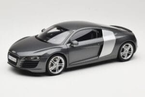 Audi R8 Type 42 4.2 Daytona Grey Kyosho 1:18 5010618425 Kovina