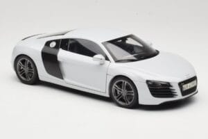 Audi R8 Type 42 Suzuka Grey Kyosho 1:18 09213SG Kovina – slika 6 od 8