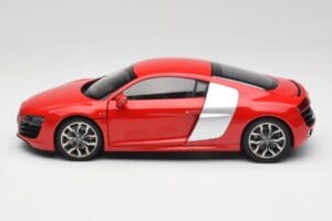 Audi R8 V10 Brilliant Rdeč Kyosho 1:18 09216RR Kovina – slika 4 od 8