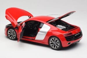 Audi R8 V10 Brilliant Rdeč Kyosho 1:18 09216RR Kovina – slika 5 od 8
