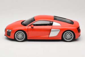 Audi R8 V10 Rdeč Welly 1:18 18052W Kovina – slika 4 od 8