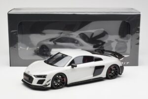 Audi R8 V10 GT RWD Siv GT Spirit 1:18 GT461 Smola – slika 6 od 6