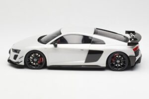 Audi R8 V10 GT RWD Siv GT Spirit 1:18 GT461 Smola – slika 3 od 6