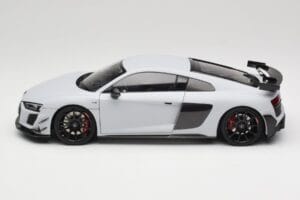 Audi R8 4S V10 Performance Bel Kengfai 1:18 VAKF-0357 Kovina – slika 4 od 8