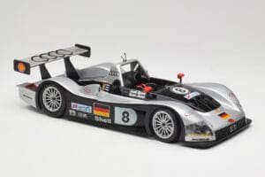 Audi R8R LMP #8 F. Biela / E. Pirro / D. Theys 24 Hours of Le Mans 1999 Maisto 1:18 538881 Kovina – slika 6 od 8