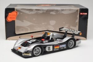 Audi R8R LMP #8 F. Biela / E. Pirro / D. Theys 24 Hours of Le Mans 1999 Maisto 1:18 538881 Kovina – slika 8 od 8