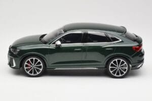 Audi RS Q3 Sportback 8U Green Metallic Minichamps 1:18 155018102 Kovina – slika 3 od 6