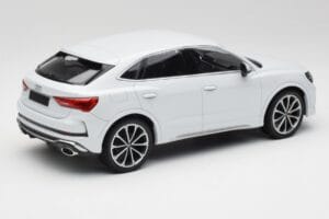 Audi RS Q3 F3 Sportback Glacier White Metallic Minichamps 1:18 155018105 Kovina – slika 2 od 6