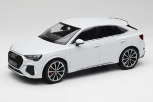 Audi RS Q3 F3 Sportback Glacier White Metallic Minichamps 1:18 155018105 Kovina