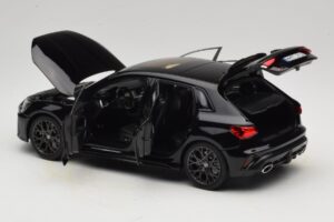 Audi RS3 8Y Sportback Myth Black Norev 1:18 188388 Kovina – slika 5 od 8