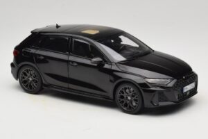 Audi RS3 8Y Sportback Myth Black Norev 1:18 188388 Kovina – slika 6 od 8