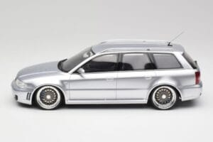 Audi RS4 B5 Avant Srebrna Custom Wheels Otto 1:18 OT521 Smola – slika 3 od 6