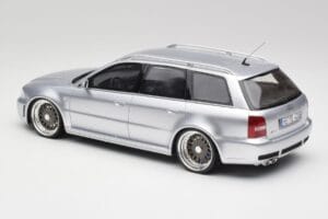Audi RS4 B5 Avant Srebrna Custom Wheels Otto 1:18 OT521 Smola – slika 5 od 6