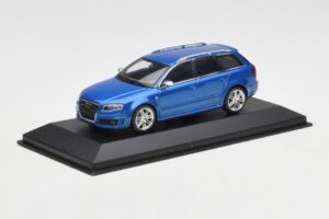 Audi RS4 B7 Avant Blue Metallic Minichamps 1:43 AUDI010 Kovina – slika 2 od 4