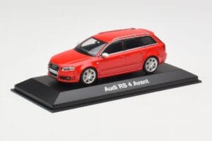 Audi RS4 B7 Avant Rdeč Minichamps 1:43 5010509213 Kovina – slika 2 od 4