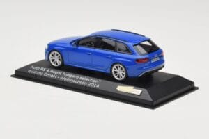 Audi RS4 B8 Avant Nogaro Blue Božična Izbira 2014 Minichamps 1:43 AUDI003 Kovina – slika 3 od 4