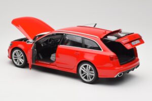Audi RS6 C7 Avant Rdeč Minichamps 1:18 110012011 Kovina – slika 5 od 8