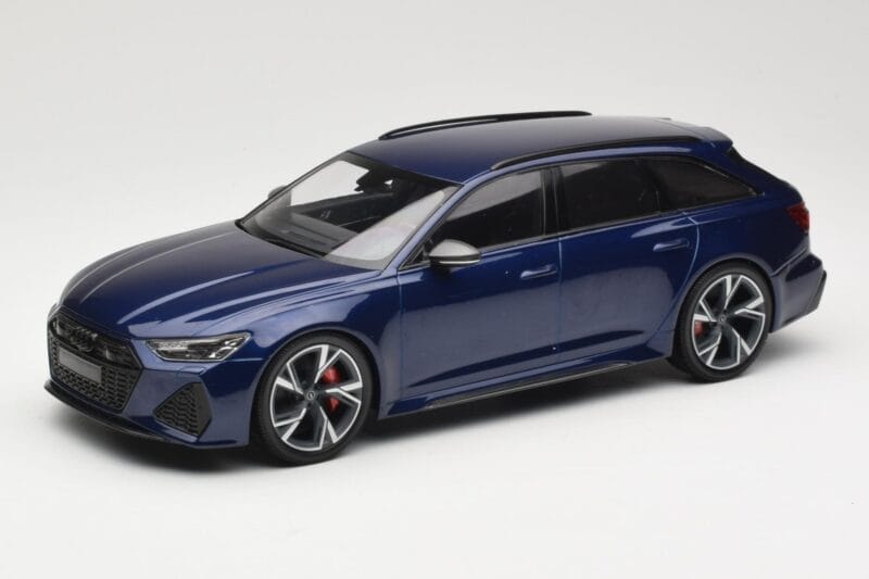 Audi RS6 C8 Avant Blue Metallic Minichamps 1:18 155018011 Kovina