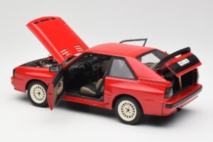 Audi Sport Quattro Rdeč Izdaja za Prodajalce AUTOart 1:18 5030400205 Kovina – slika 5 od 8