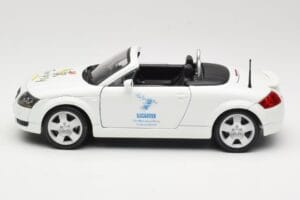 Audi TT 8N Kabriolet Bel Maisto 1:18 56065 Kovina – slika 4 od 8