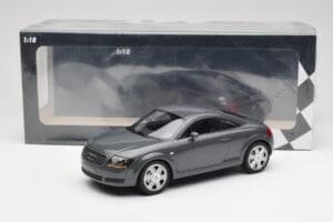 Audi TT 8N Coupe Grey Metallic Minichamps 1:18 155017020 Kovina – slika 6 od 6