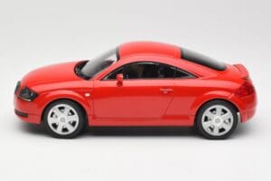 Audi TT 8N Rdeč Minichamps 1:18 155017022 Kovina – slika 3 od 6
