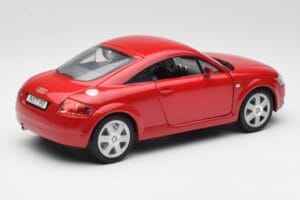 Audi TT 8N Coupe Rdeč Revell 1:18 89909092 Kovina – slika 3 od 8