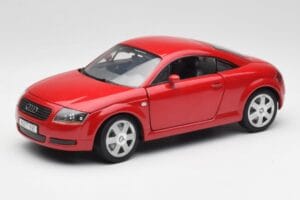 Audi TT 8N Coupe Rdeč Revell 1:18 89909092 Kovina