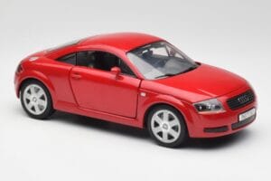 Audi TT 8N Coupe Rdeč Revell 1:18 89909092 Kovina – slika 6 od 8