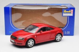 Audi TT 8N Coupe Rdeč Revell 1:18 89909092 Kovina – slika 8 od 8