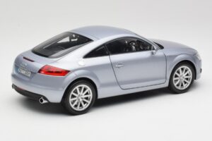 Audi TT 8N RHD Lake Srebrna Metalik Minichamps 1:18 150015020 Kovina – slika 3 od 8