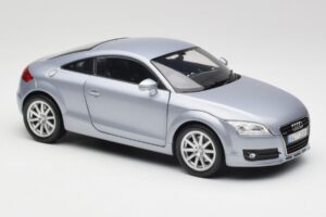 Audi TT 8N RHD Lake Srebrna Metalik Minichamps 1:18 150015020 Kovina – slika 6 od 8