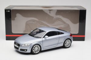 Audi TT 8N RHD Lake Srebrna Metalik Minichamps 1:18 150015020 Kovina – slika 8 od 8