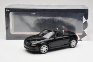 Audi TT 8N Roadster Black Metallic Minichamps 1:18 155017030 Kovina – slika 6 od 6