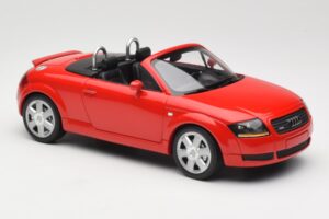Audi TT 8N Roadster Rdeč Minichamps 1:18 155017032 Kovina – slika 4 od 6