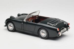 Austin-Healey Sprite Leaf Green Revell 1:18 08837 Kovina – slika 7 od 8
