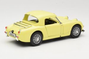 Austin-Healey Sprite Mk1 Rumena Revell 1:18 8835 Kovina – slika 3 od 8