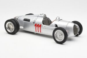 Auto Union Type C #111 H. Stuck Schauinsland Hillclimb Germany 1937 CMC 1:18 M-162 Kovina – slika 4 od 6