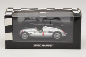 Auto Union Typ D #4 Srebrna Minichamps 1:43 5030900703-R1 Kovina – slika 4 od 4