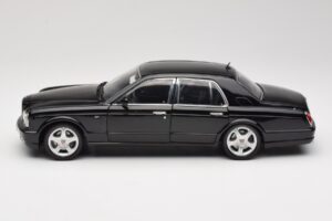 Bentley Arnage R Črna Minichamps 1:18 100139071 Kovina – slika 4 od 8