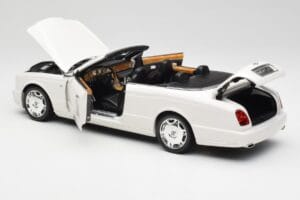 Bentley Azure Glacier White Minichamps 1:18 100139502 Kovina – slika 5 od 8