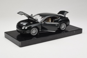 Bentley Continental GT British Racing Green Minichamps 1:18 BL570 Kovina – slika 2 od 8